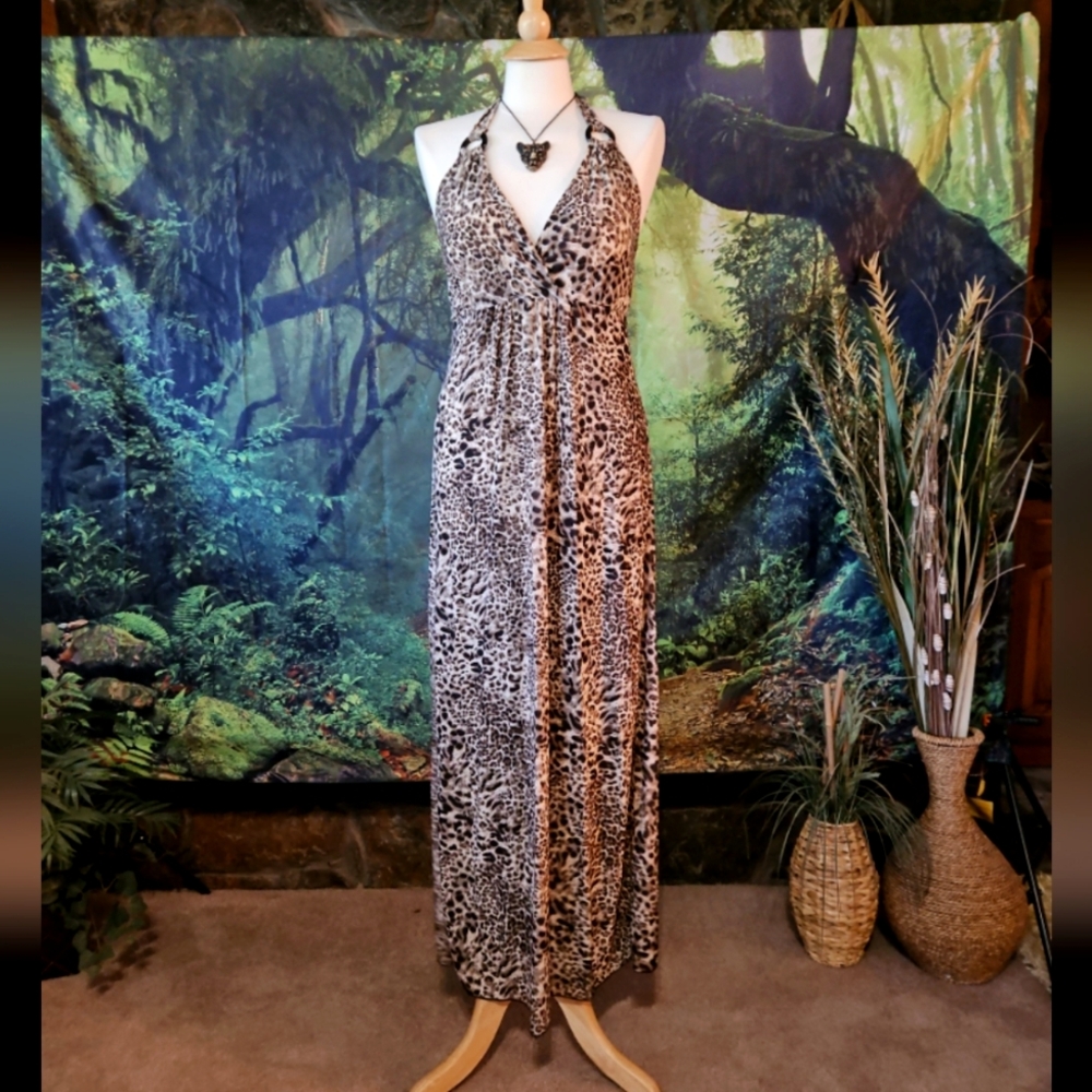NWT Leopard Print Halter Maxi Dress